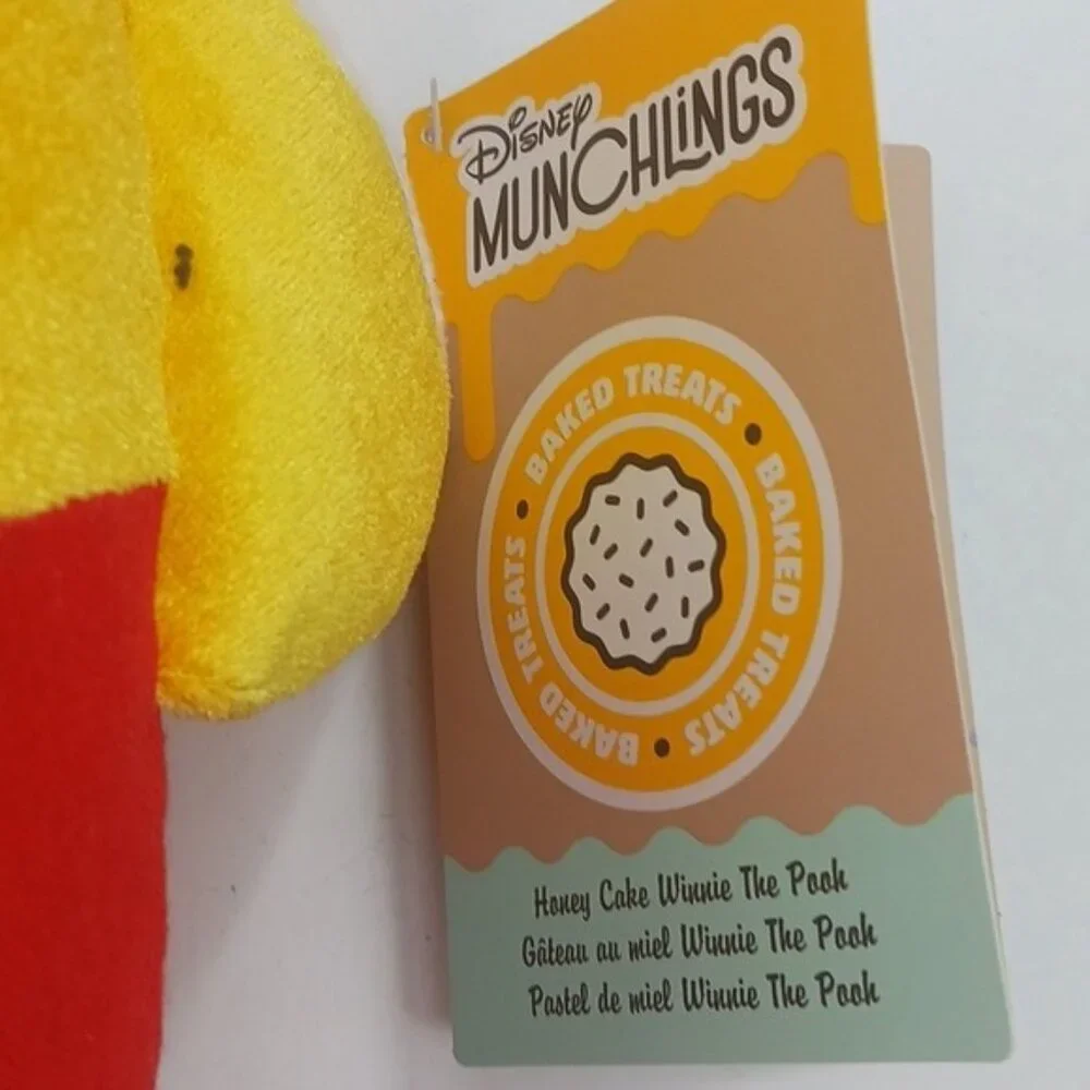 Disney Munchlings Honey Cake Winnie the Pooh Scented Medium Plush 15 Inch